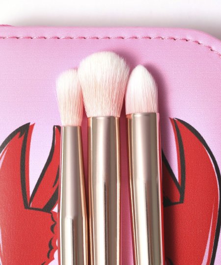 Revolution X Friends Lobster Brush Set