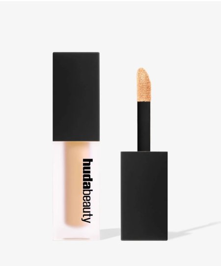 HUDA BEAUTY Faux Filter Concealer