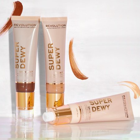 Makeup Revolution Superdewy Tinted Moisturiser